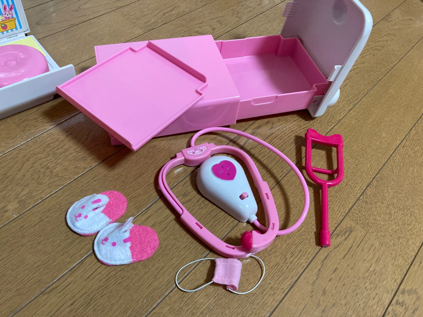 メルちゃん　うさぎさん救急車の写真10枚目