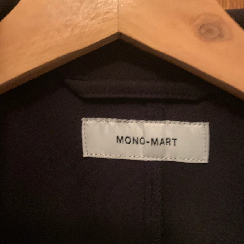 モノマート テーラードジャケット ブラック Mサイズの写真4枚目