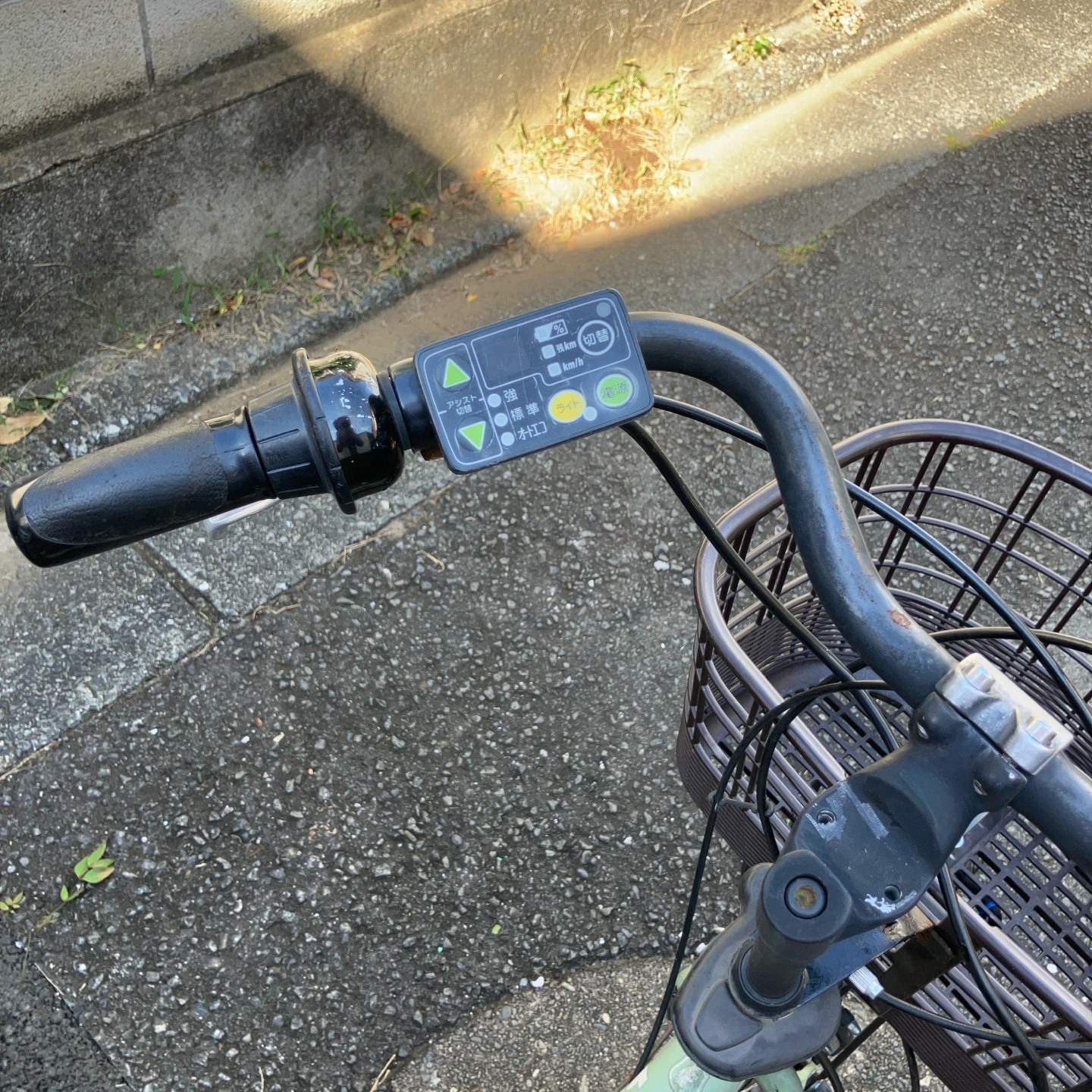 ビッケ 20インチ実働、電動アシスト自転車20インチの写真4枚目