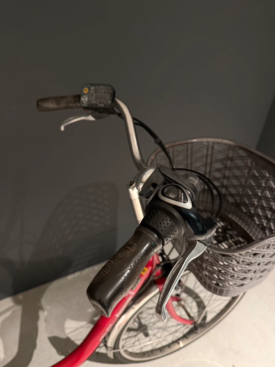 パナソニック 電動アシスト自転車 赤の写真6枚目