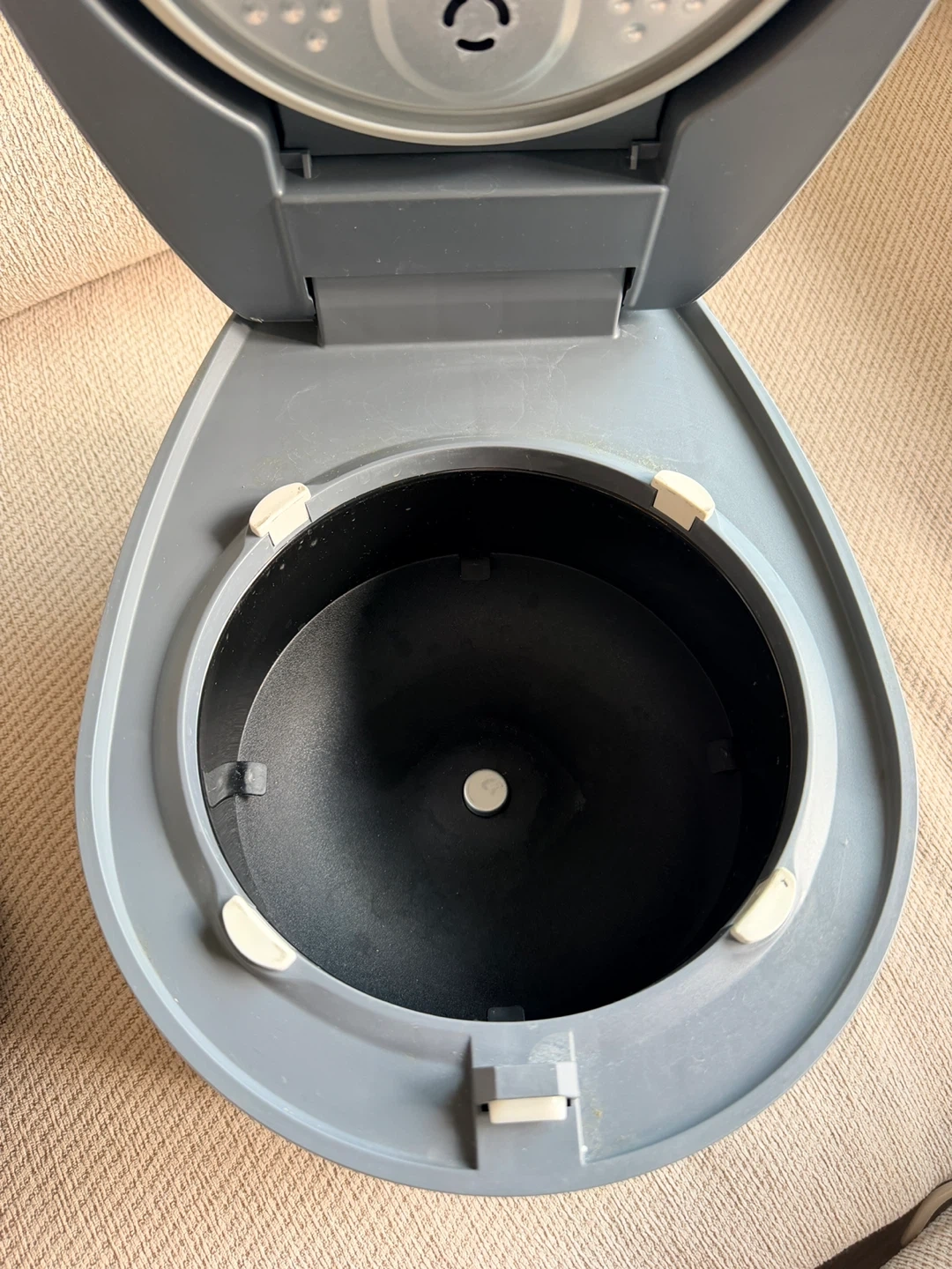 【低温調理可能】 アイリスオーヤマ 炊飯器 3合 IH式の写真3枚目