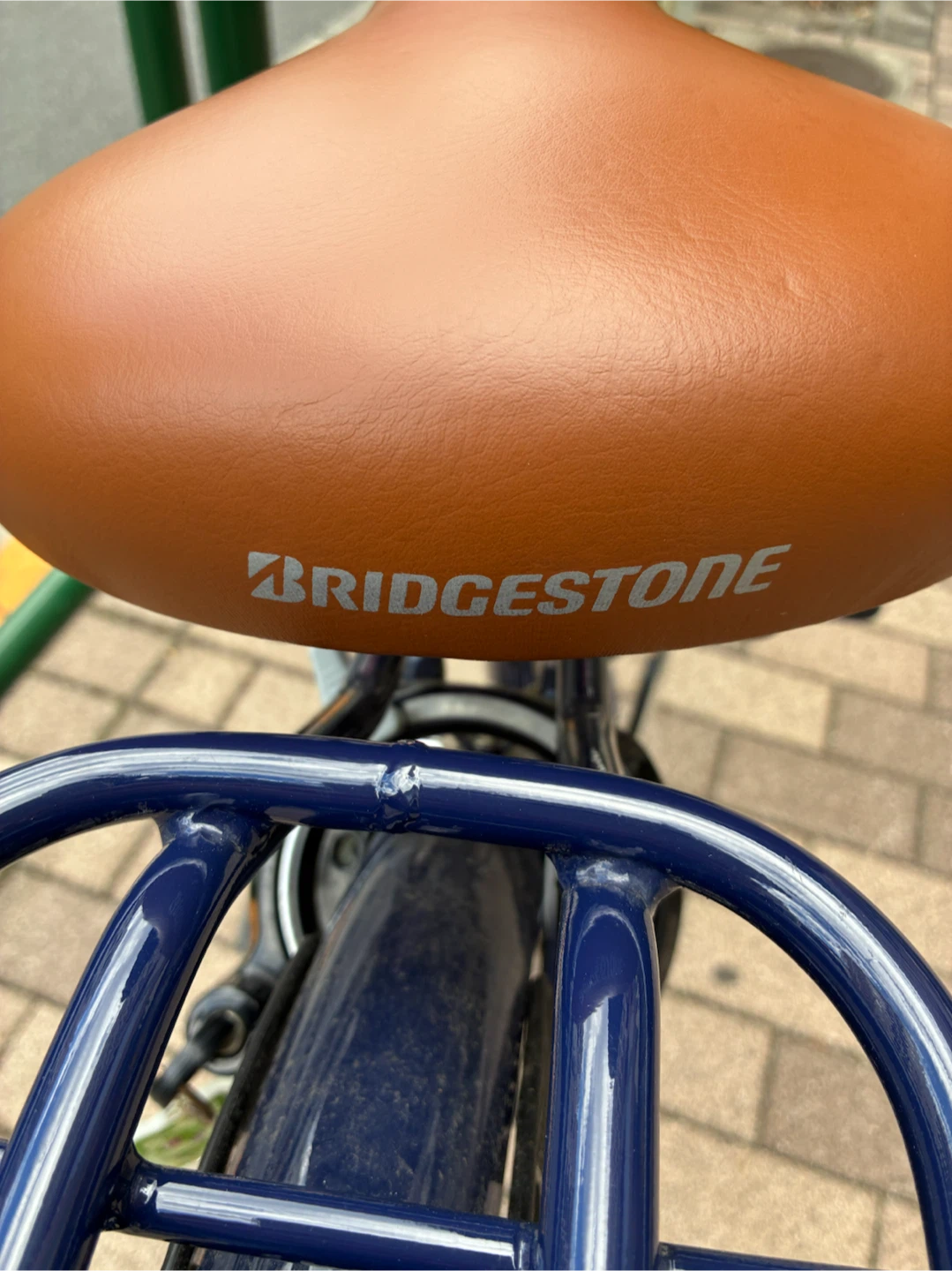 ほぼ新品　ブリヂストン PLAYER シティサイクル 紺　26インチの写真9枚目