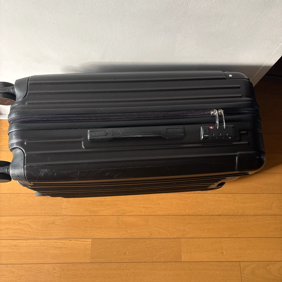 スーツケース ブラック TSAロックの写真4枚目