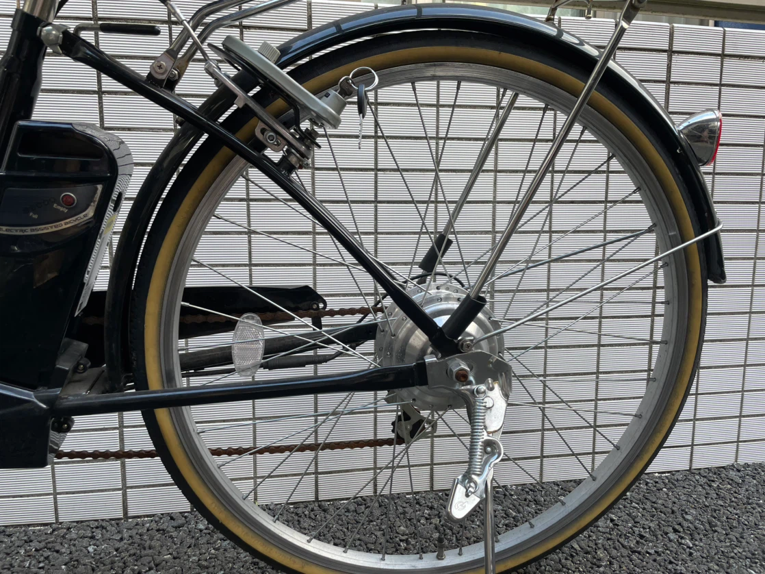 21テクノロジー 電動アシスト自転車 ブラック 鍵付きの写真3枚目
