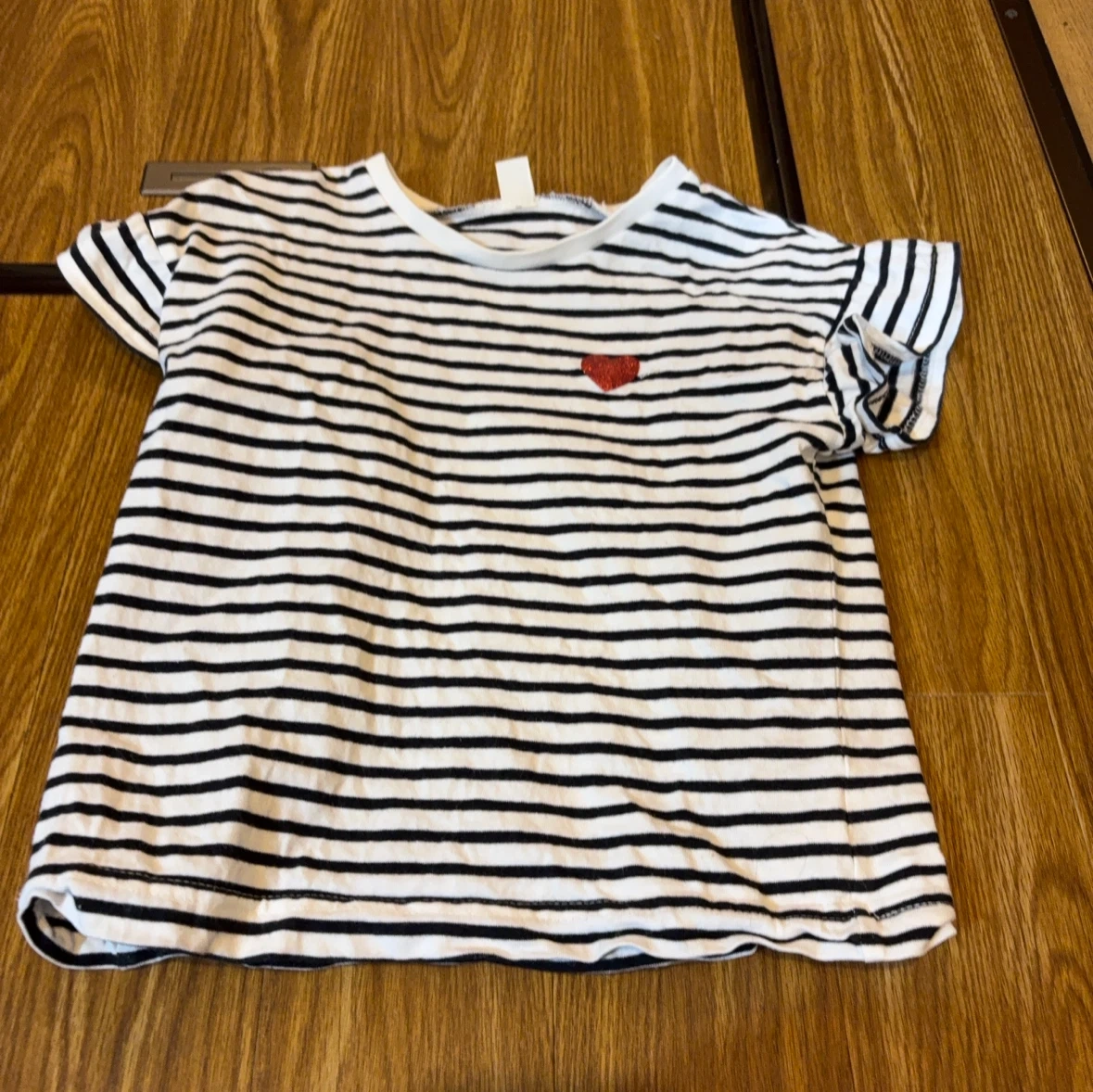 ボーダー Tシャツ ハート刺繍