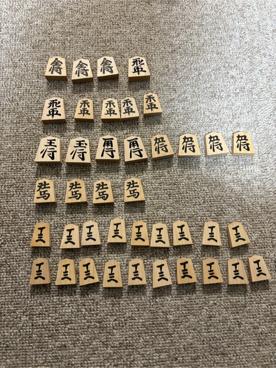 特選 御将棋駒 木箱・将棋盤付きの写真2枚目