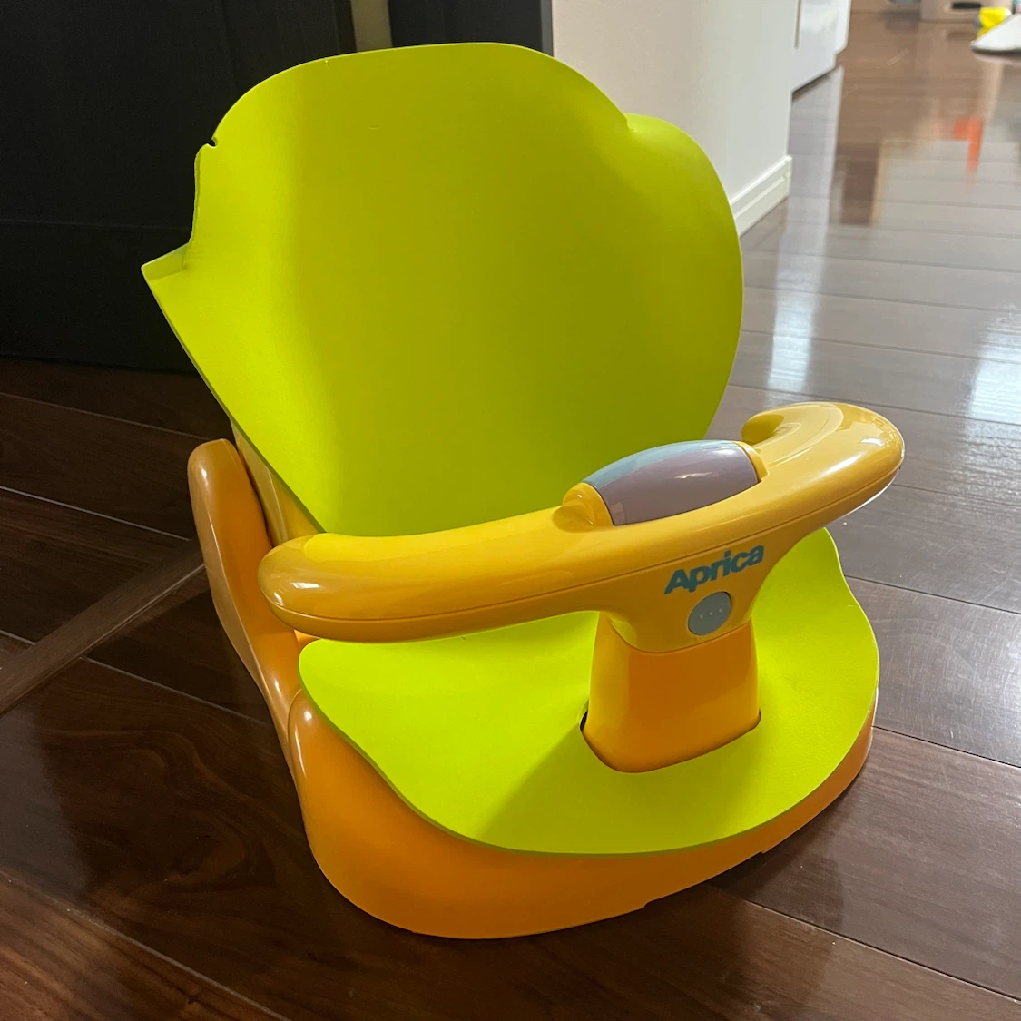【無料】　アップリカ　バスチェア