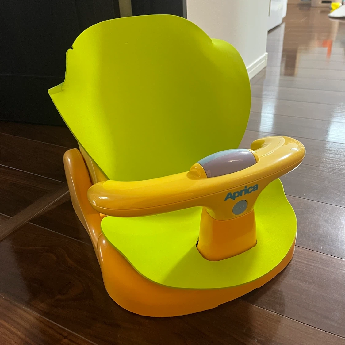 【無料】 アップリカ バスチェア