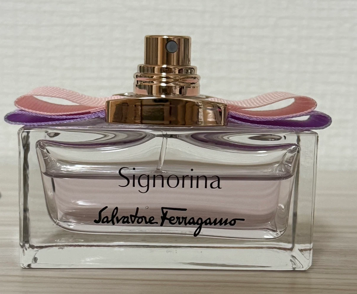 Ferragamo サルヴァトーレ フェラガモシニョリーナ オードトワレ 香水 50ml EDT