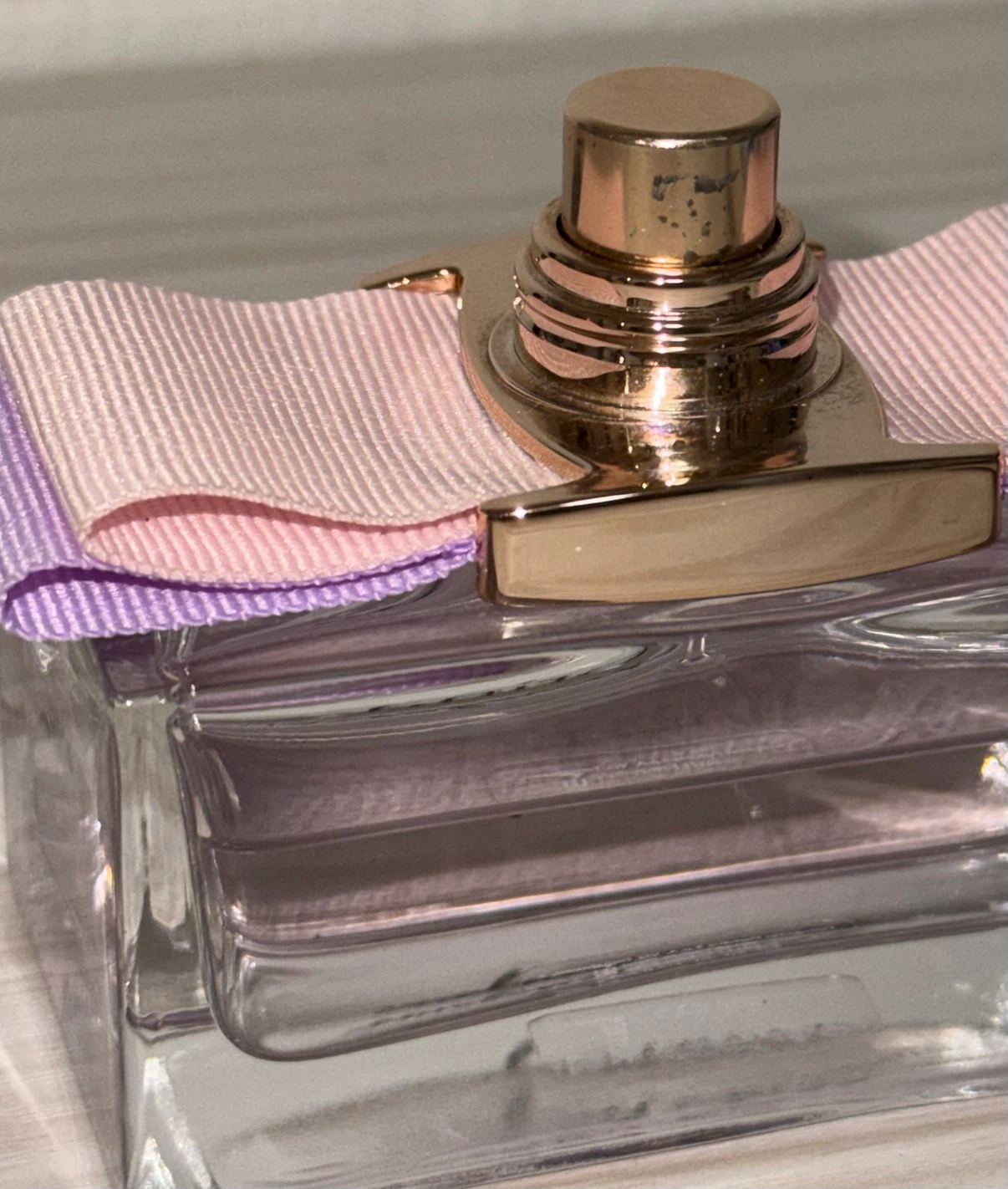 Ferragamo サルヴァトーレ フェラガモシニョリーナ オードトワレ  香水　50ml EDTの写真3枚目