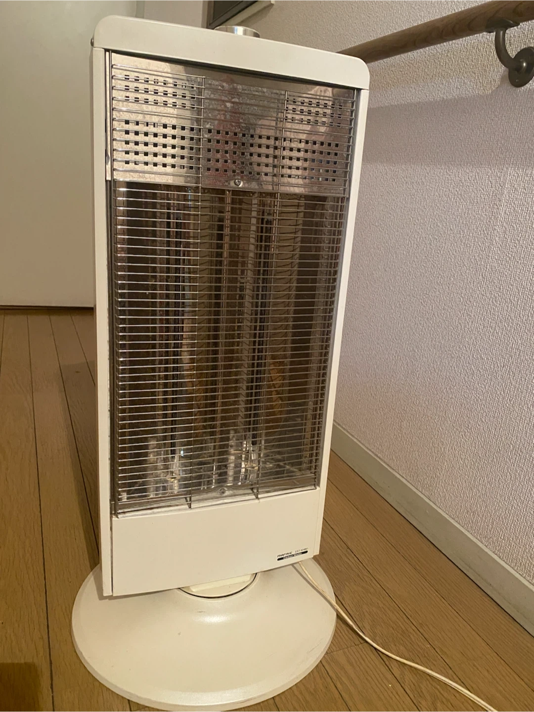MATRIC 遠赤外線カーボンヒーター EST-KH891の写真2枚目