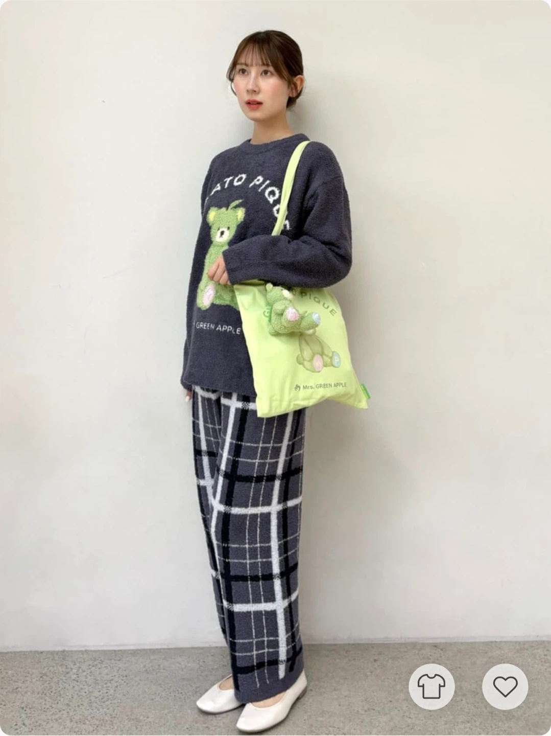 【Mrs. GREEN APPLE】【ユニセックス】パウダージャガードプルオーバー&ベビモコチェックロングパンツセット　⑤の写真2枚目