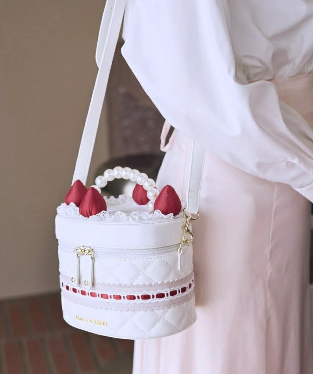 Maison de FLEUR ガトーフレーズパールハンドルバッグの写真2枚目