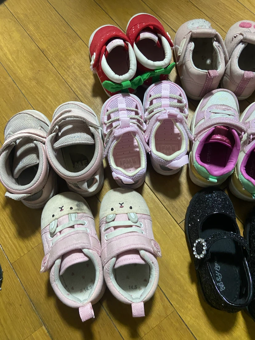 子供用スニーカー・シューズ まとめ売りの写真2枚目