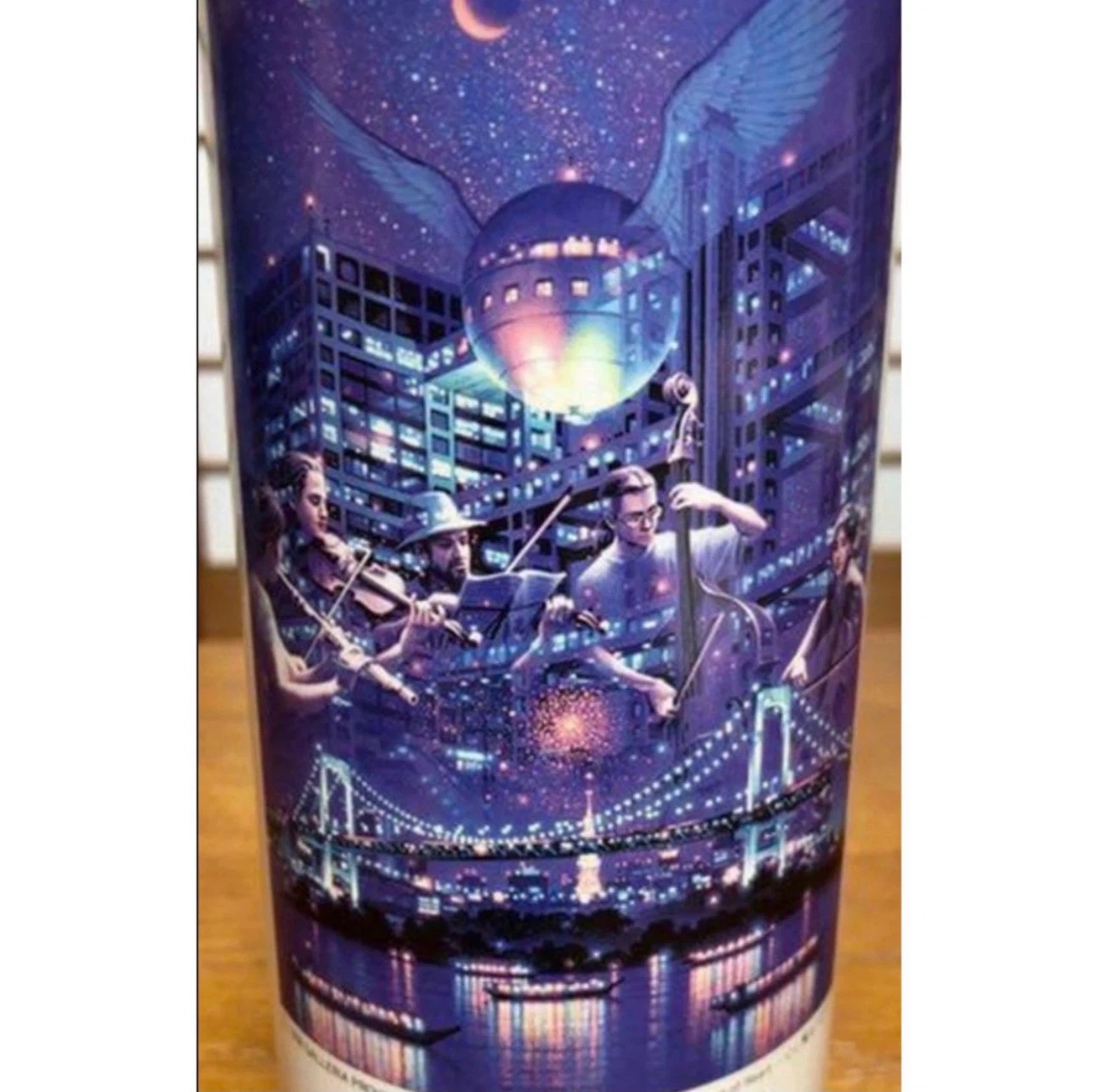 笹倉鉄平ラベル〜心に翼をつけて〜 1995 フジテレビ新社屋 非売品ワインの写真2枚目