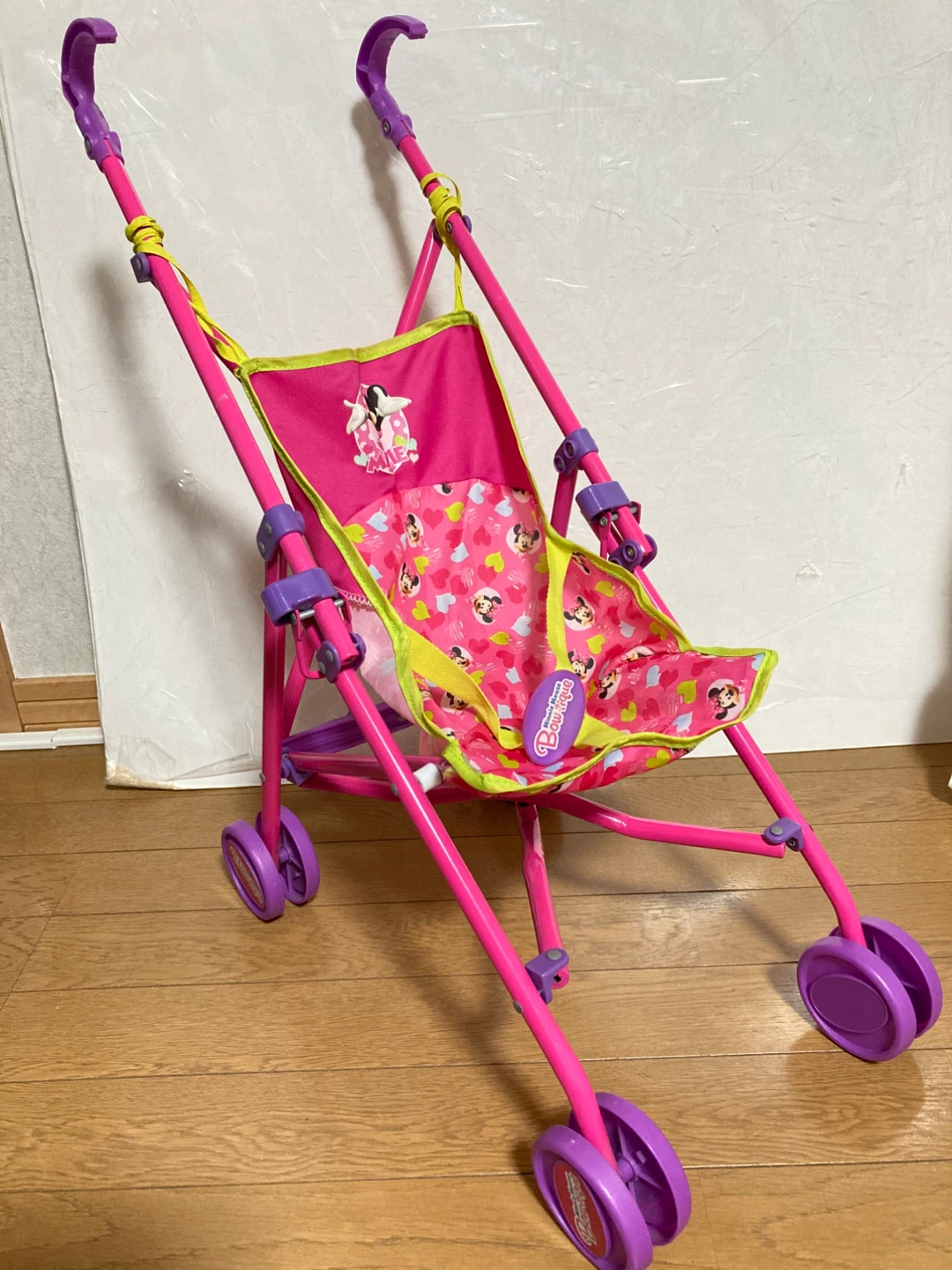 おもちゃ　ベビーカー　ミニーマウス