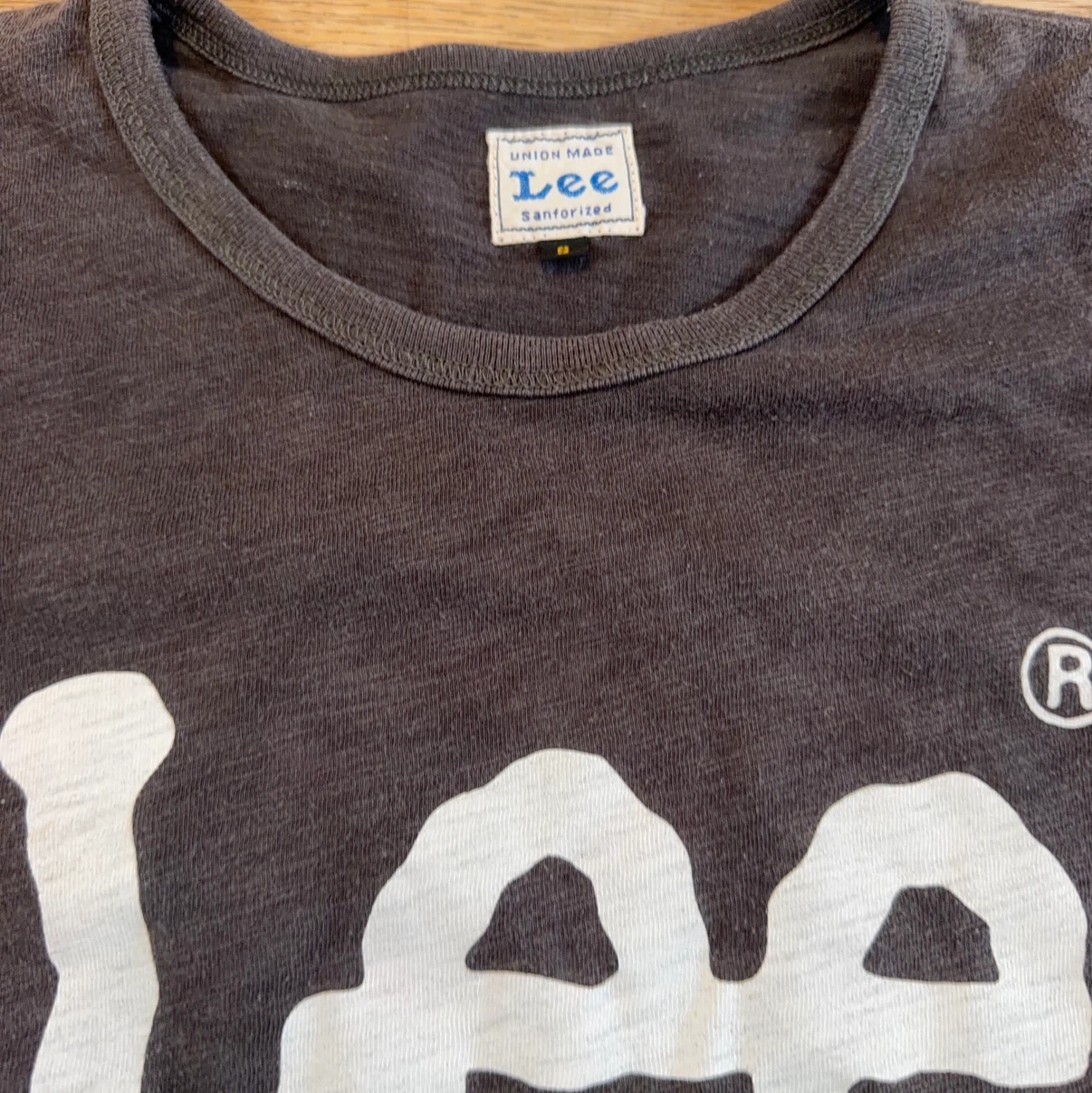 リー Lee ロゴTシャツ チャコールグレー Sサイズの写真2枚目