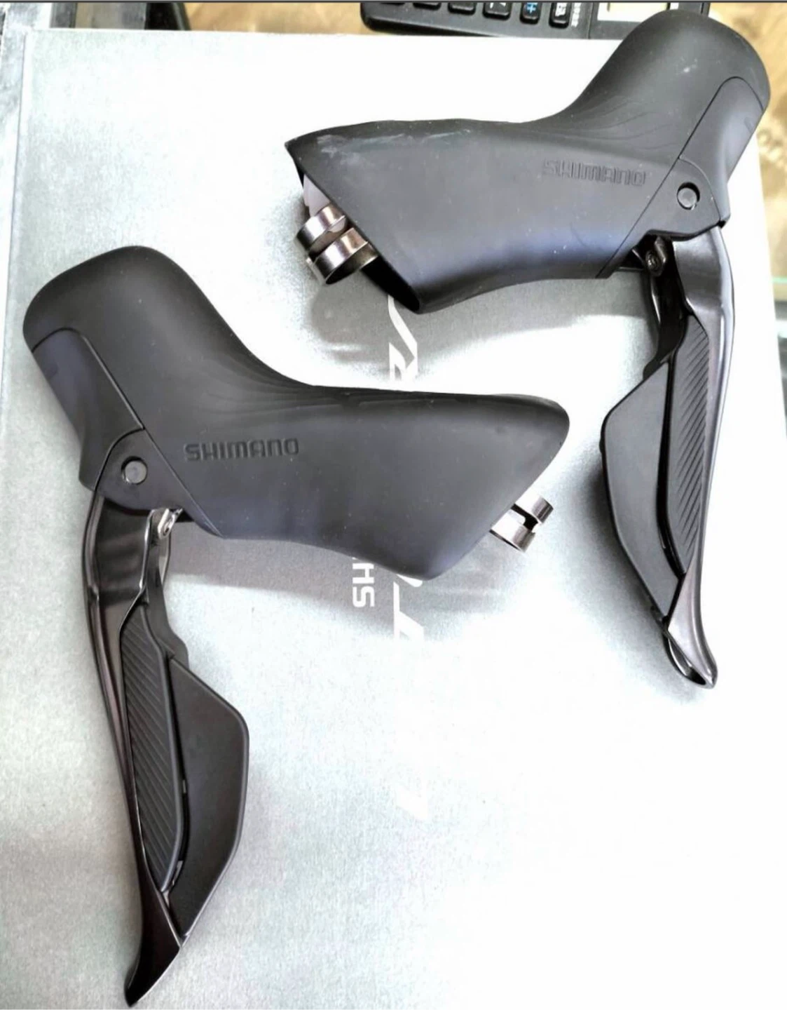 未使用 SHIMANO シマノ ST-R8170 ULTEGRA 2x12s Di2 電動変速 油圧式ブレーキ 左右セットの写真2枚目
