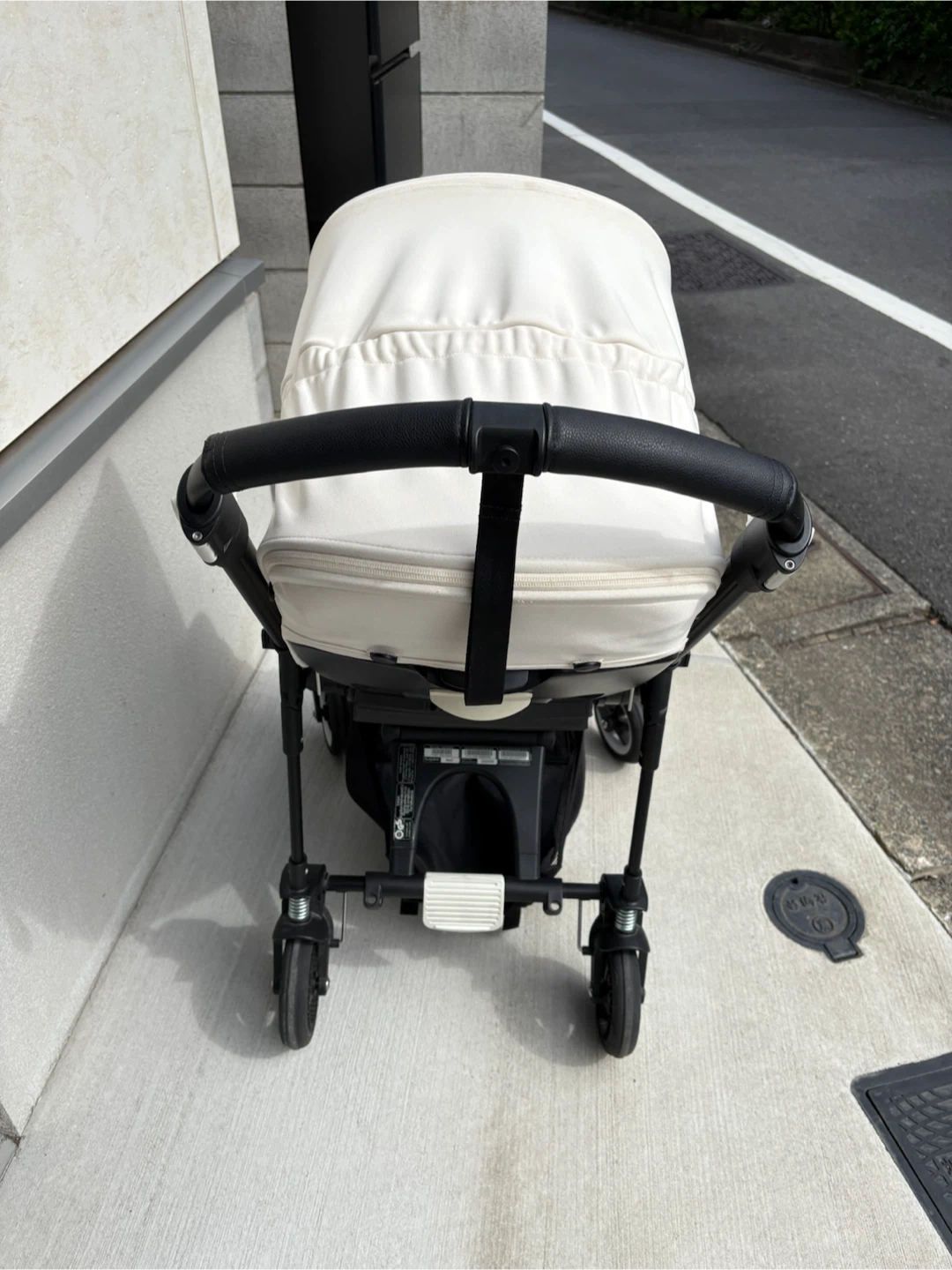 バガブー Bee5 ベビーカー｜レインカバー・説明書付きの写真4枚目