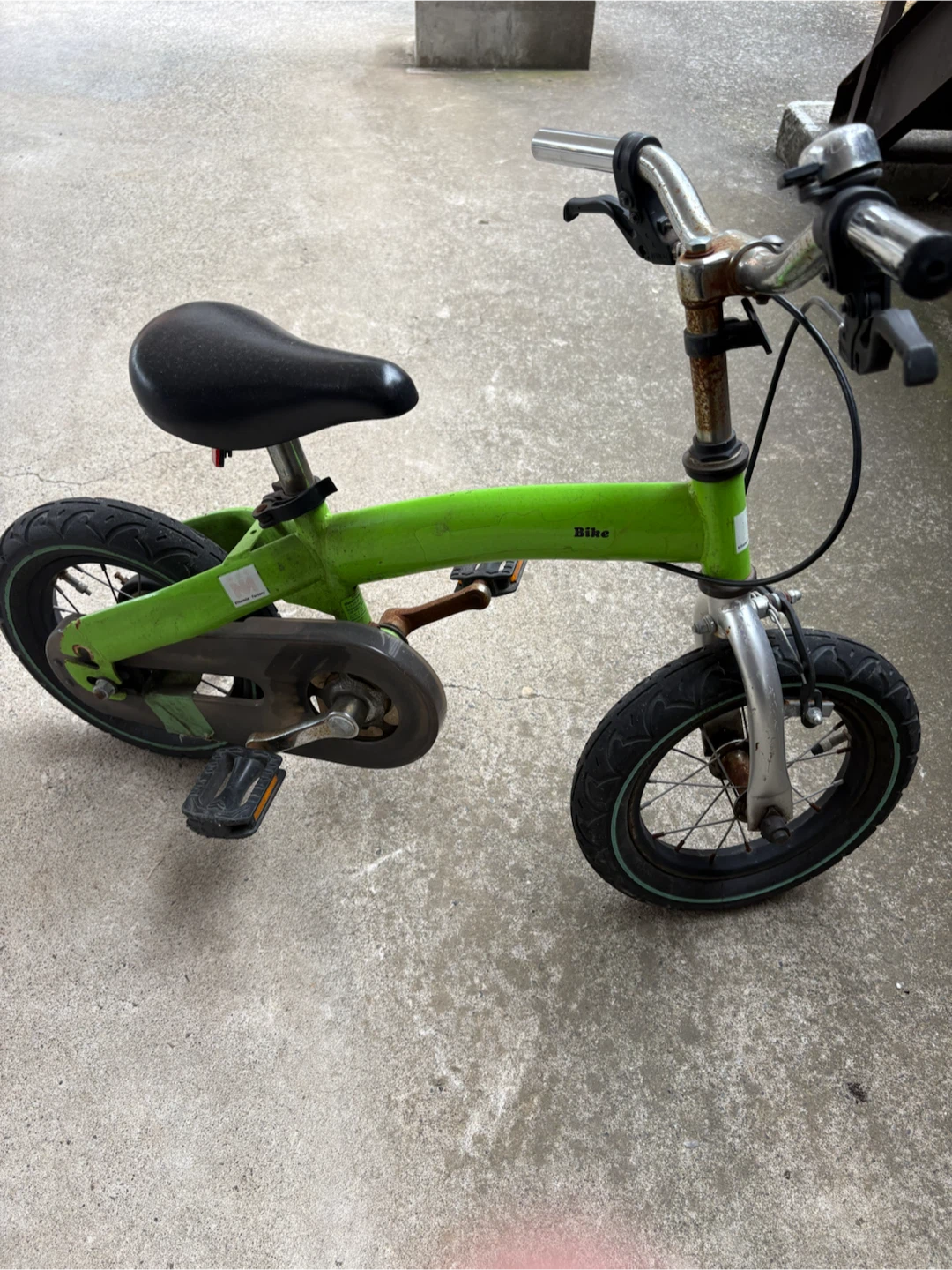 へんしんバイク　グリーン 子供用自転車