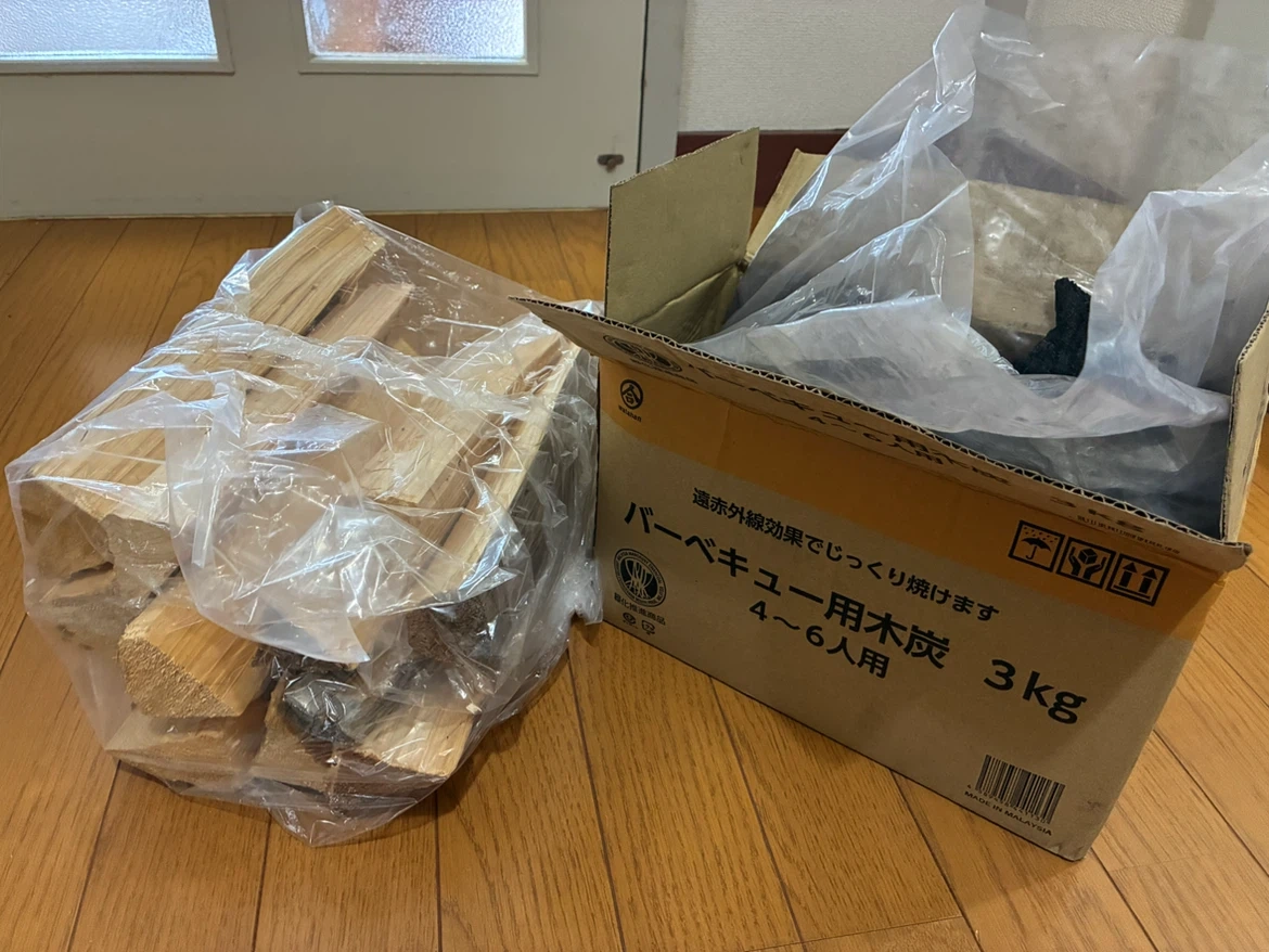 バーベキュー用木炭と薪セット