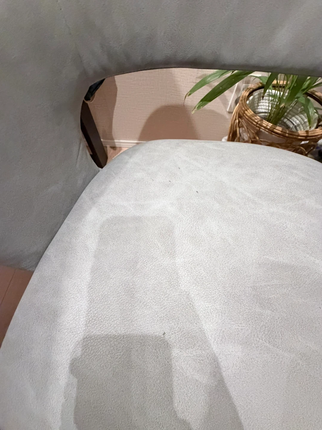 ダイニングチェア グレー 肘掛け付き 2脚セットの写真5枚目