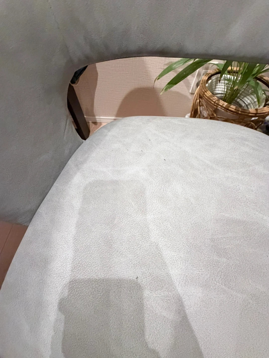 ダイニングチェア グレー 肘掛け付き 2脚セットの写真5枚目