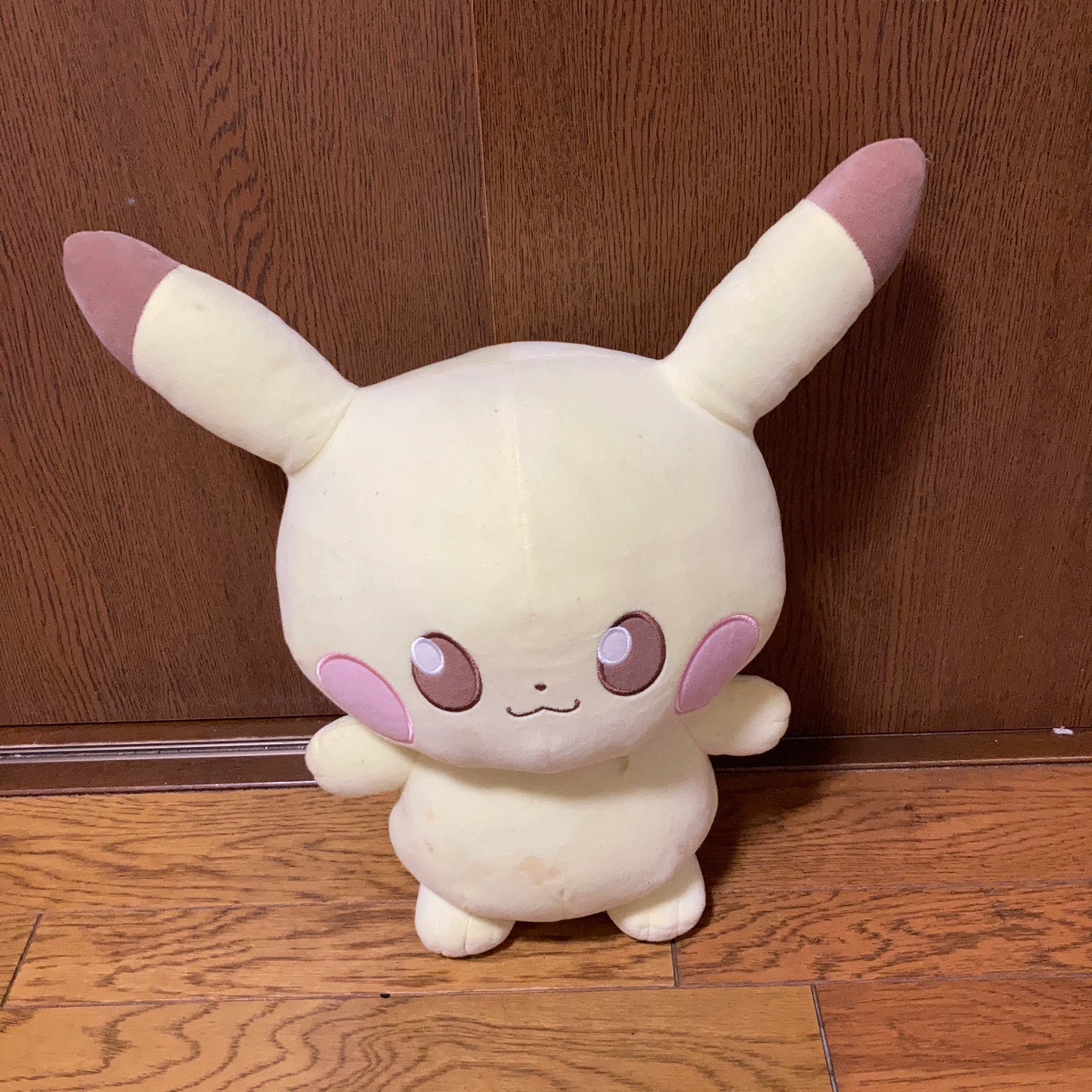 ピカチュウ ぬいぐるみ ポケモン