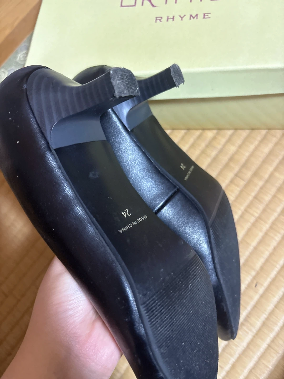 オリヒカ パンプス 黒 24cmの写真2枚目