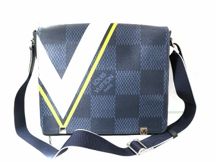 Louis Vuitton「ディストリクトPM」（ダミエ・コバルト ラティテュード、型番: N44002） ですの写真2枚目