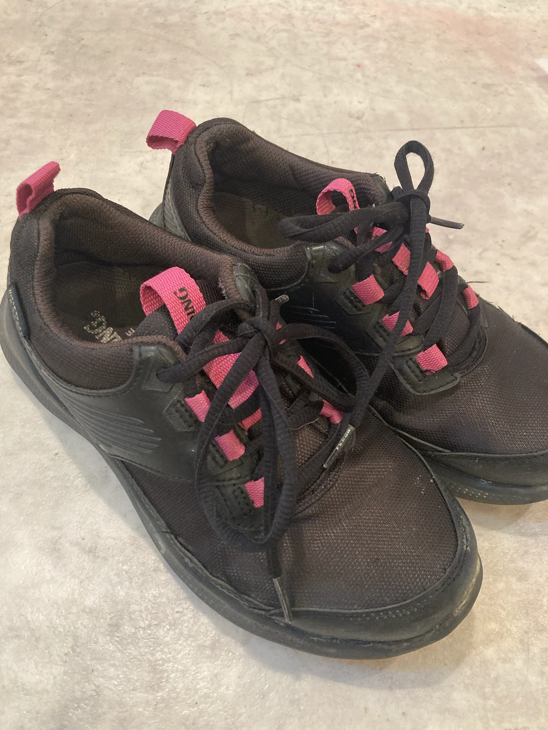 登山ハイキングシューズ