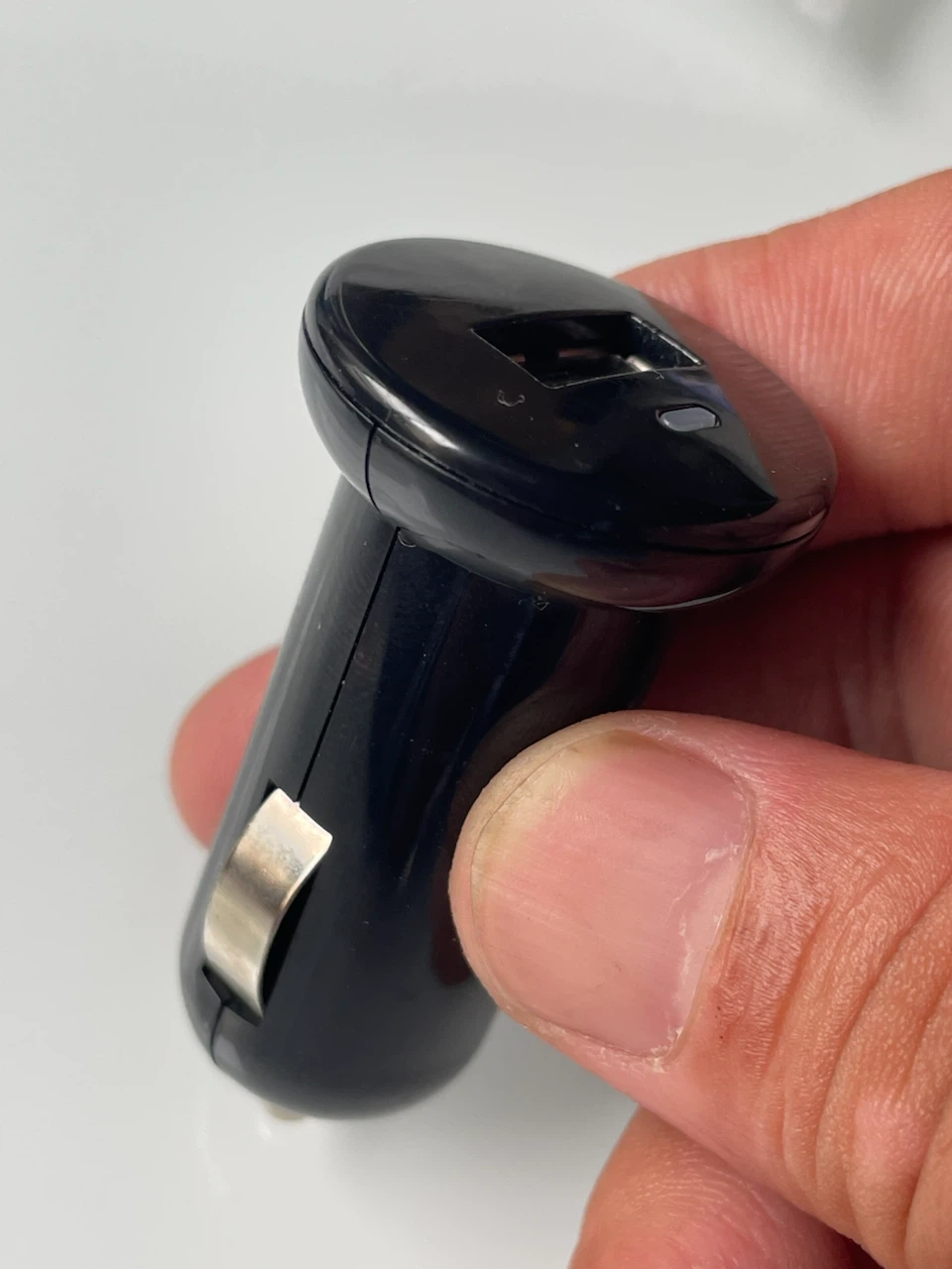 車用 USBシガーソケット充電器