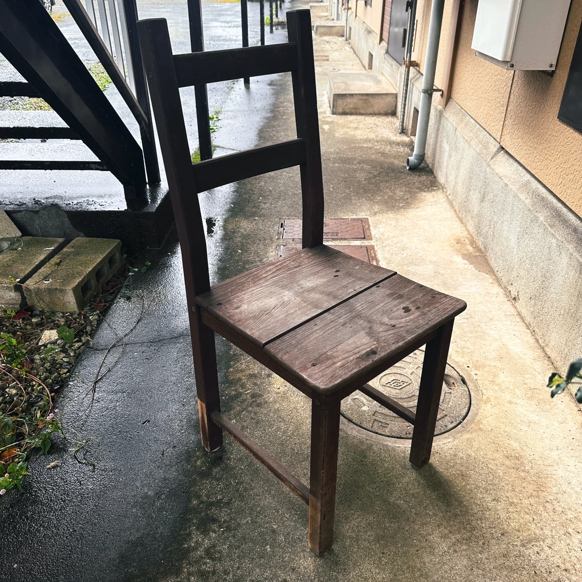 IKEA木製 シンプル チェア ブラウンの写真5枚目