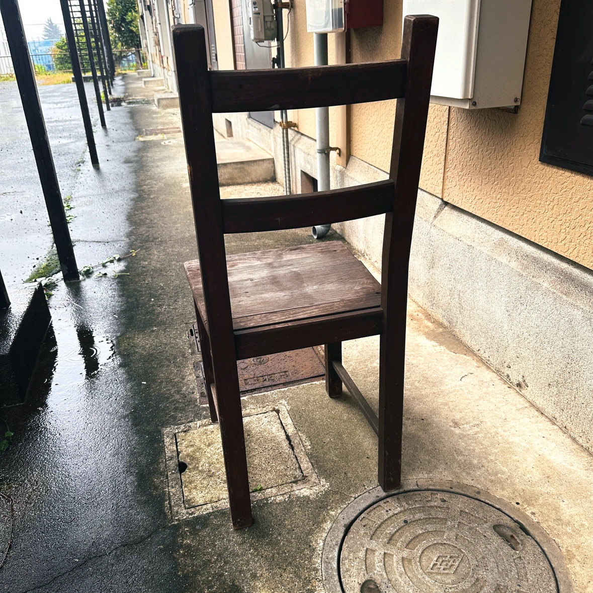 IKEA木製 シンプル チェア ブラウンの写真6枚目