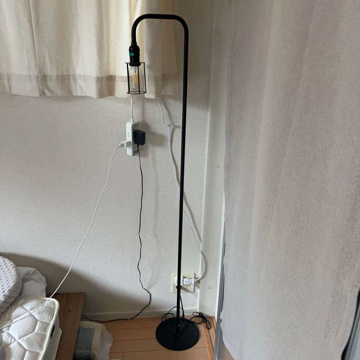フロアスタンドライト ブラック