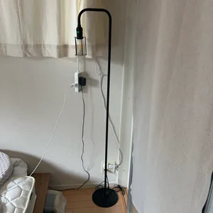 フロアスタンドライト ブラック