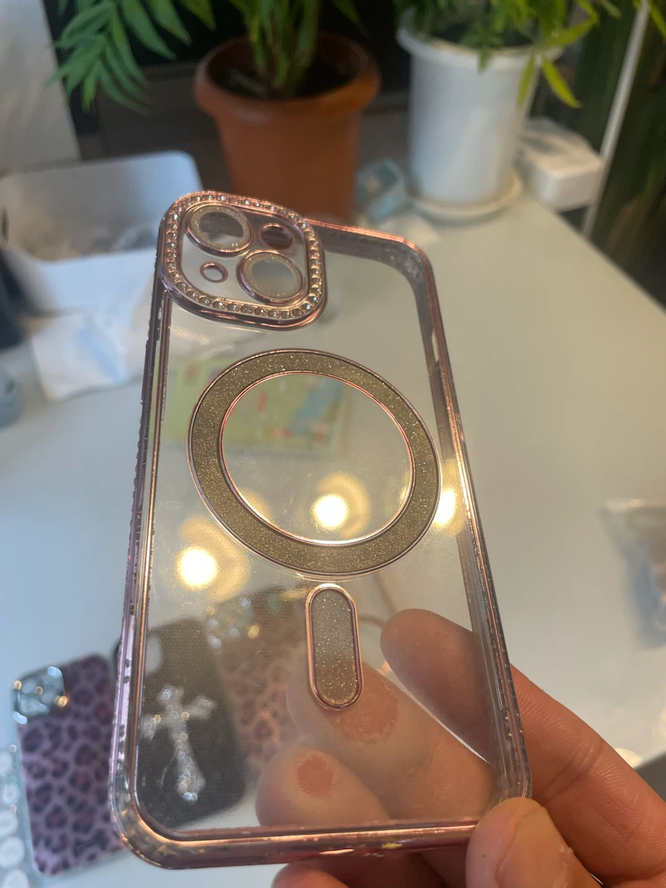 iPhone15 MagSafe対応 iPhoneケース ピンク ラインストーン付