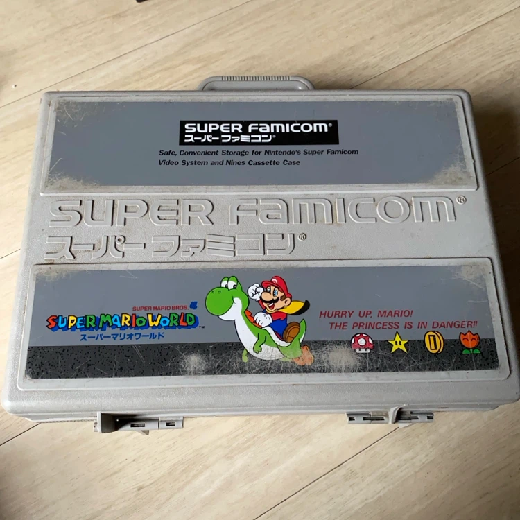 任天堂 スーパーファミコン 本体 コントローラー2個付きの写真5枚目