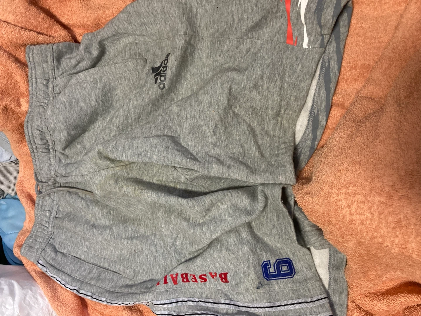 adidasノースリーブパーカー グレー上下の写真5枚目