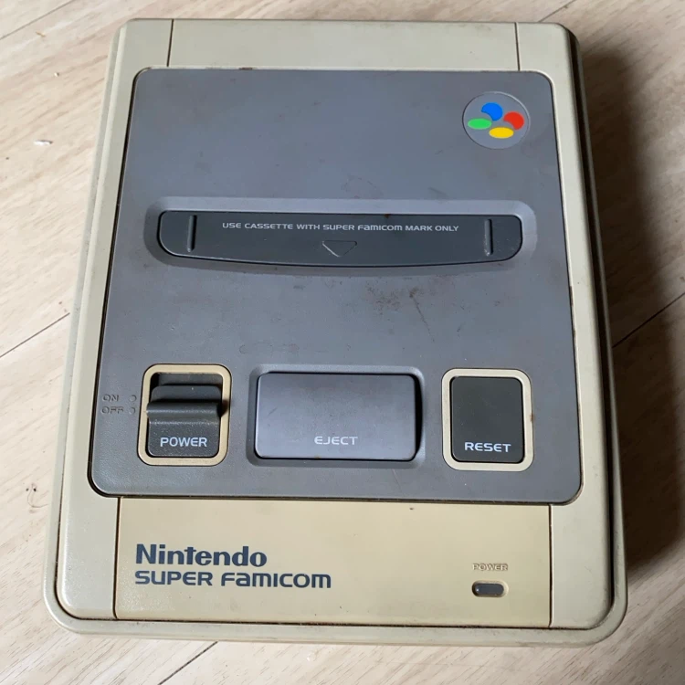 任天堂 スーパーファミコン 本体 SHVC-001の写真2枚目