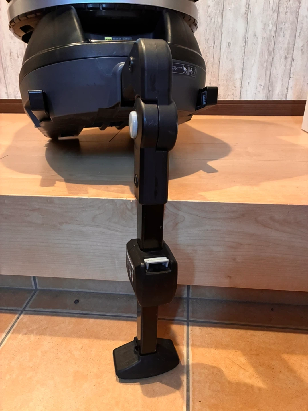 コンビ ネルーム ISOFIX チャイルドシートの写真3枚目