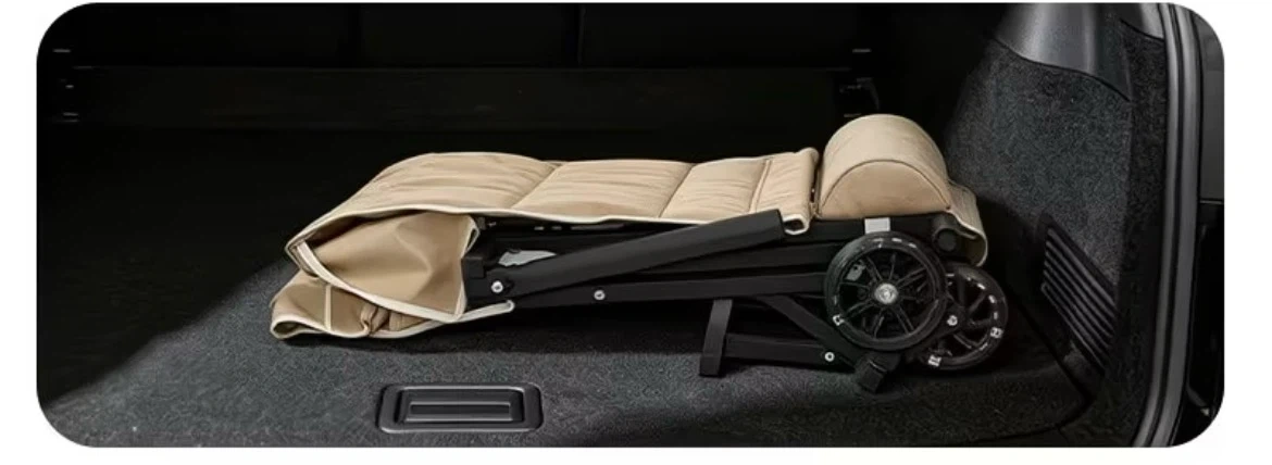 新品送料無料折りたたみ式 軽量介助用車椅子 簡易型 介護用の写真3枚目