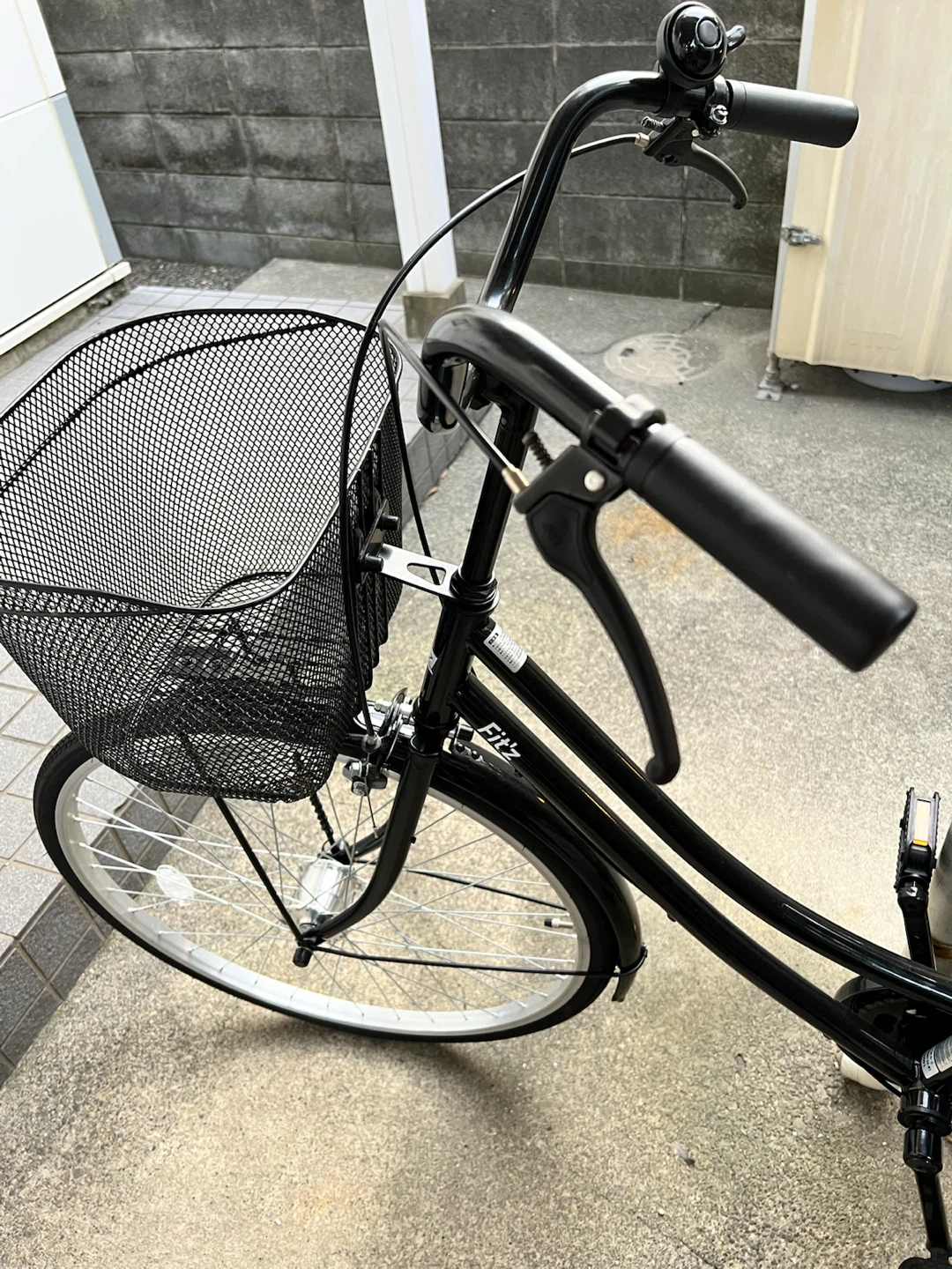 フィッツ シティサイクル ブラック新古車の写真2枚目