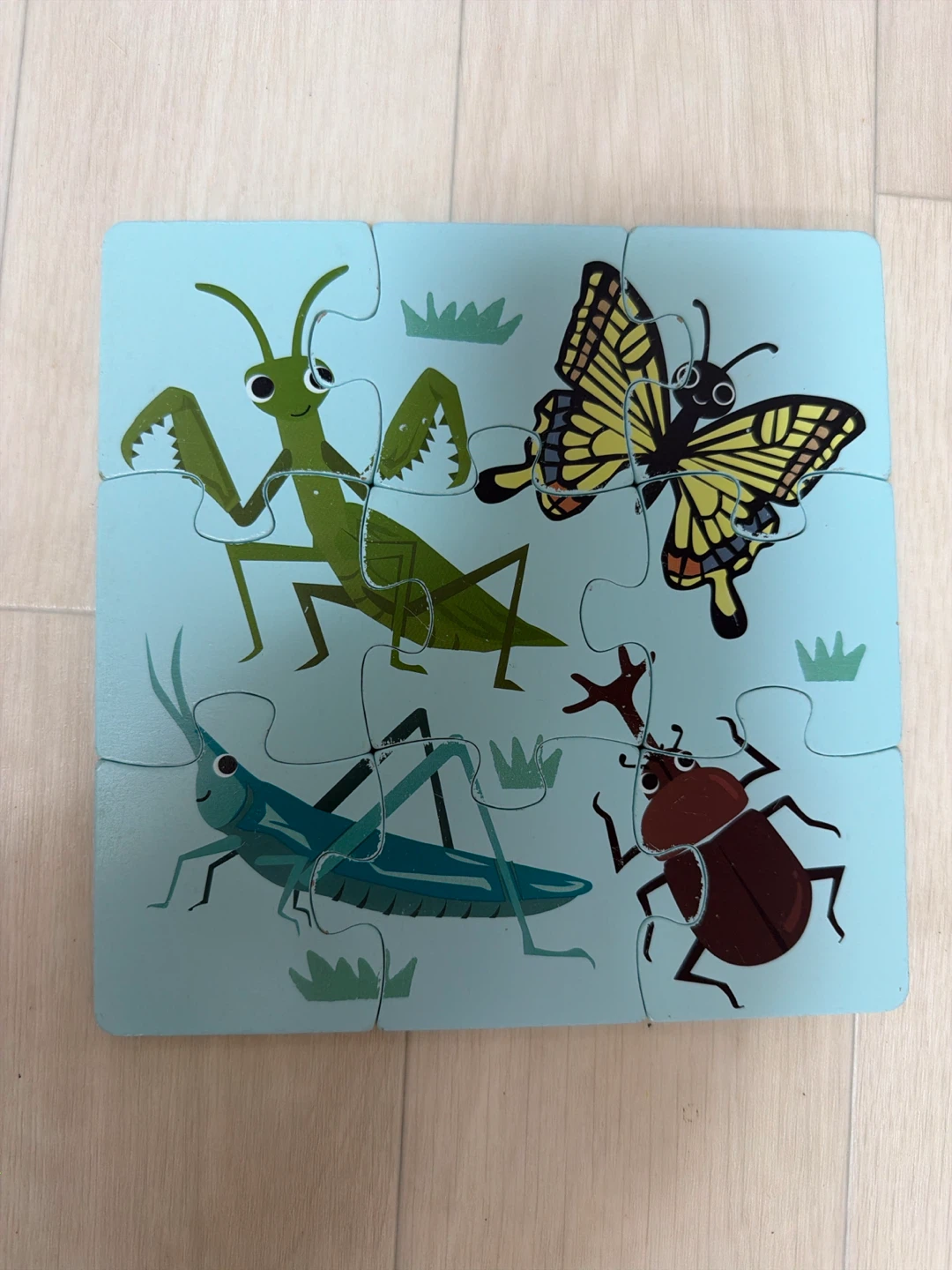 美品☆知育 昆虫イラスト 木製パズル 9ピース