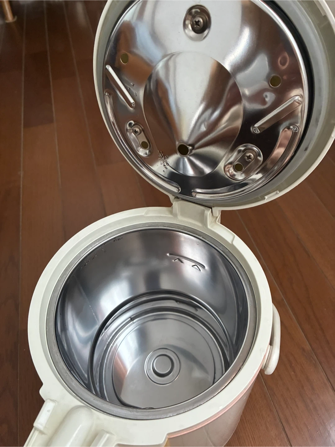 中古 ナショナル 電気ポット 2.0Lの写真2枚目