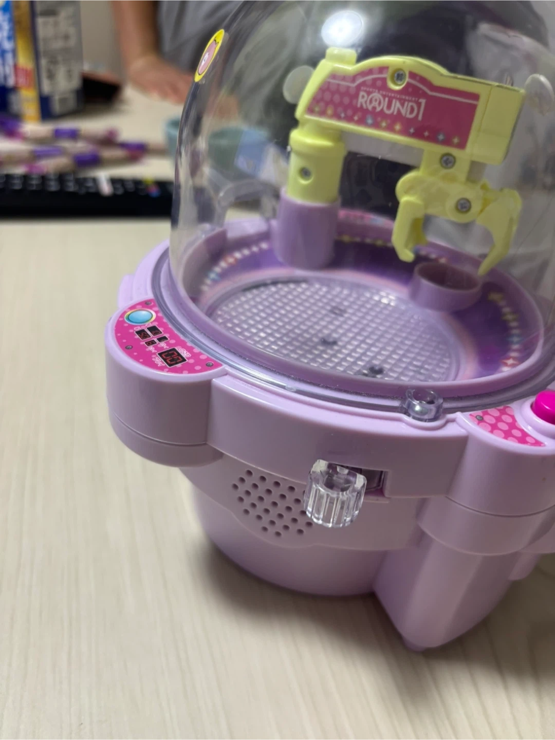 おうちでクレーンゲーム ピンク