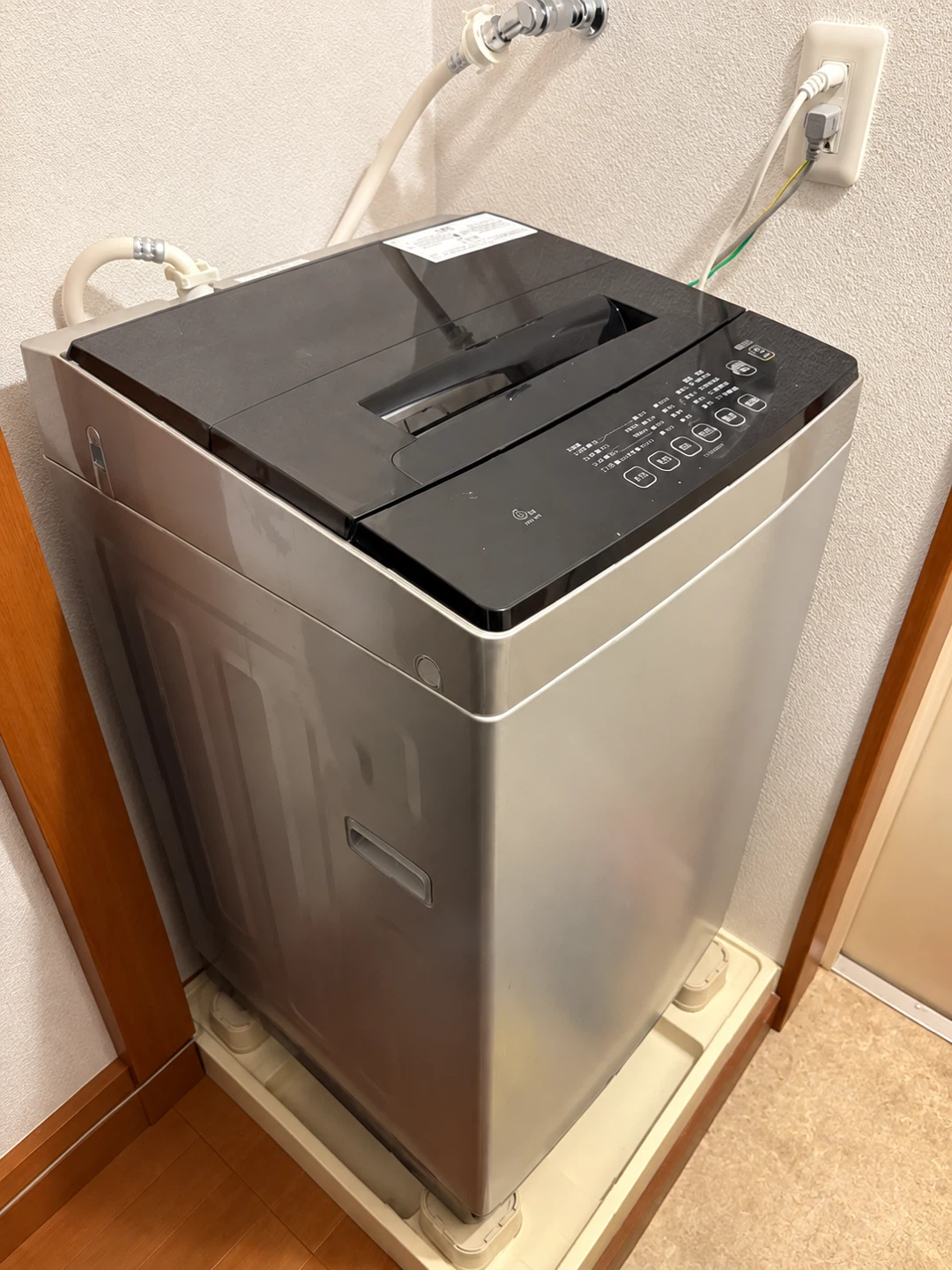 アイリスオーヤマ全自動洗濯機 洗濯容量6Kg シルバー系