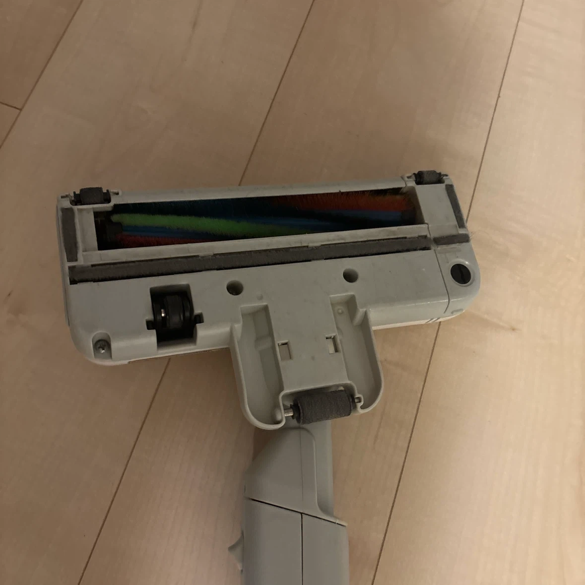 東芝 コードレス掃除機 VC-CL420の写真7枚目