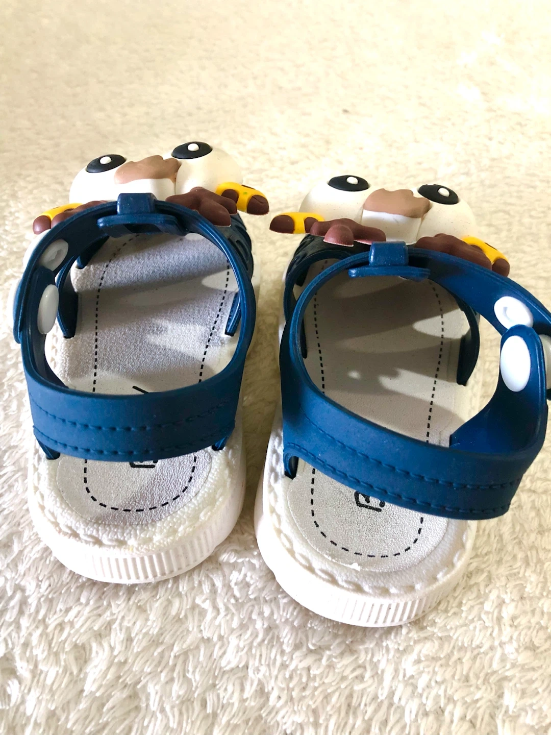 👶✨ベビーサンダル トナカイモチーフ 紺 サイズ:11,5cm🌟✨の写真4枚目