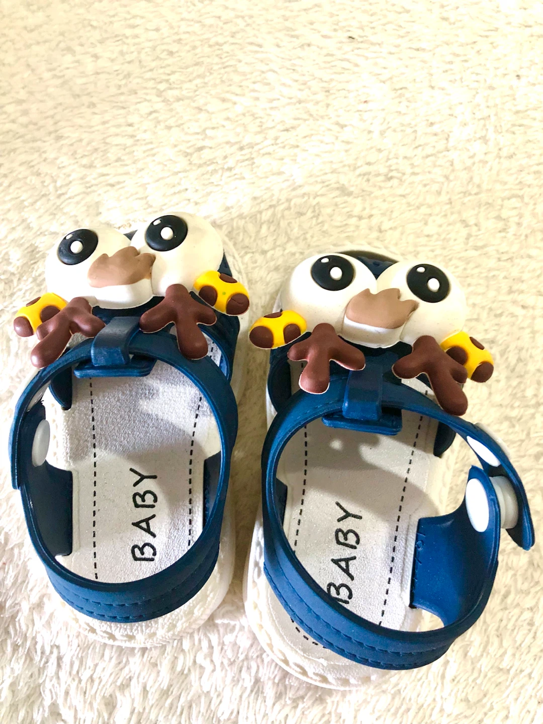 👶✨ベビーサンダル トナカイモチーフ 紺 サイズ：11,5cm🌟✨の写真5枚目